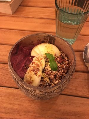 Açaí Bowl at The Bowls in Prague
