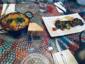 Schawarma and oyster mushroom skewers at Abraham Tours in Tel Aviv