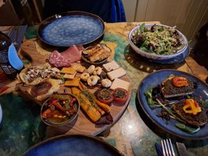 Vegan (versie 1) en niet-vegan (versie 3) borrelplank at Mamma Peppino in Alkmaar