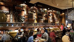 interior at Le Cercle Des Voyageurs in Brussels