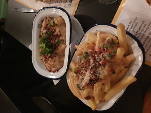 Mac & Cheese and Loaded Fries at Young Vegans Pizza Shop in London
