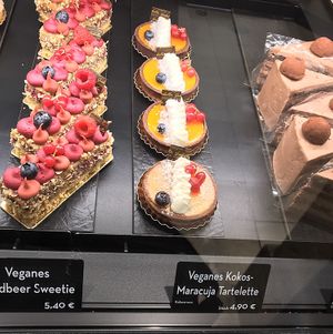 The three vegan cakes on offer for today!  at Isabella Glutenfreie Patisserie - Kö Galerie in Dusseldorf