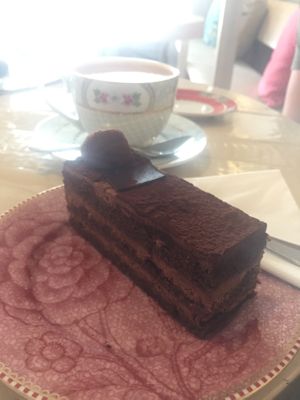 vegan chocolate truffle tart at Isabella Glutenfreie Patisserie - Oberkassel in Dusseldorf