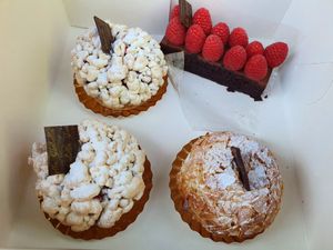 Cherry-Crumble, Rasperry-Chocolate and Almond-Apple-Cake at Isabella Glutenfreie Patisserie - Oberkassel in Dusseldorf