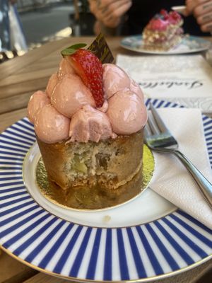   at Isabella Glutenfreie Patisserie - Oberkassel in Dusseldorf