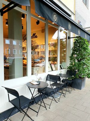 Isabella Patisserie at Isabella Glutenfreie Patisserie - Oberkassel in Dusseldorf