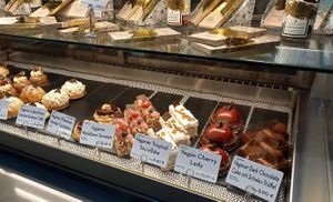 Vegan cakes at Isabella Glutenfreie Patisserie in Hamburg