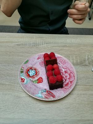 Sugar free Raspberry cake at Isabella Glutenfreie Patisserie in Hamburg