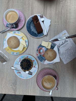   at Isabella Glutenfreie Patisserie in Hamburg