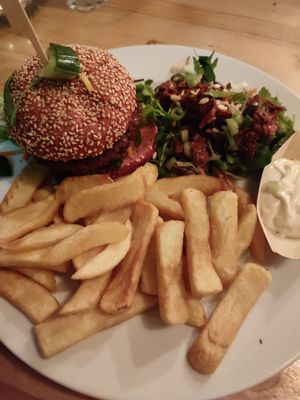 Nice vegan burgers at Kaap Noord in De Cocksdorp
