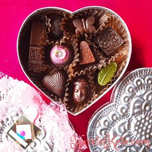 Happy Valentine's vegan raw chocolate at Zen Vegan Cafe - 是好日 in Hikone