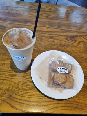  at Cisco Coffee in Yamanashi