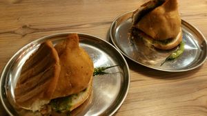 Samosa in a bun at Shree Krishna Vada Pav in Slough