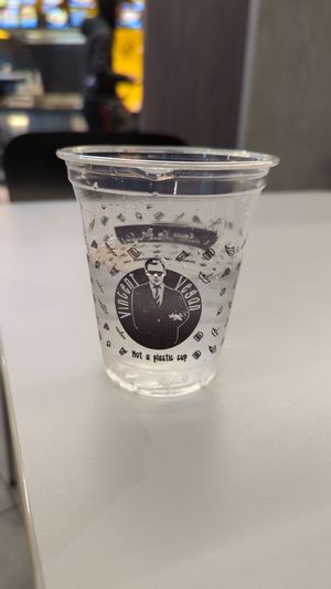  at VINCENT - East Side Mall in Berlin