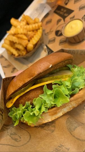   at VINCENT - East Side Mall in Berlin