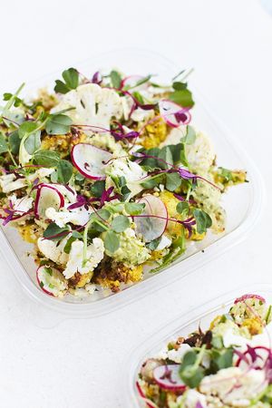 Bruno Salad
Spiced Cauliflower & Quinoa
Gluten Free Quinoa / Cauliflower / Roasted Almonds / Golden Raisins / Vinaigrette / Rocket / Spring Onion / Radish / Peashoots / Amaranth / Rapeseed Oil / Curry Powder / Turmeric at alfs in London