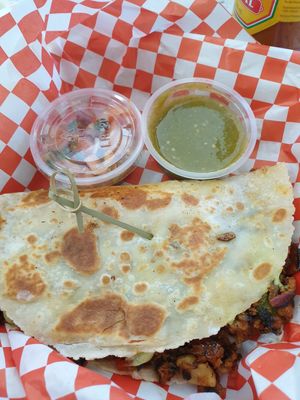quesadilla at Leo's Superfood Vegan Cafe in Northridge