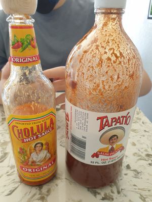 good selection hot sauce at Leo's Superfood Vegan Cafe in Northridge