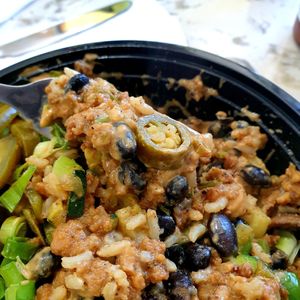 Hot Hash bowl at Leo's Superfood Vegan Cafe in Northridge