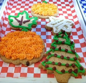  at Leo's Superfood Vegan Cafe in Northridge