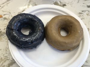 Blueberry and mocha donuts 🌱 at Leo's Superfood Vegan Cafe in Northridge