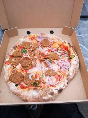 Vegan pizzarami sausage with chillis at Hangin' Pizzeria in Betws-y-coed