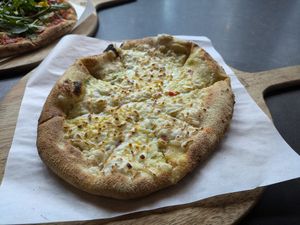 Vegan garlic bread with vegan cheese  at Hangin' Pizzeria in Betws-y-coed