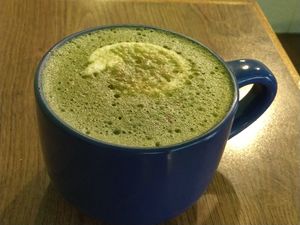 抹茶拿鐵咖啡 at Mǐ Tù Hǎo Shí - Mitoo Coffee in New Taipei City