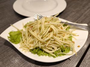 J06 Thai Green Mango
Salad (V) at Bali Thai - NEX in Central Singapore