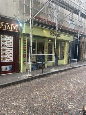 Front store #Veganuary at Singh in Paris