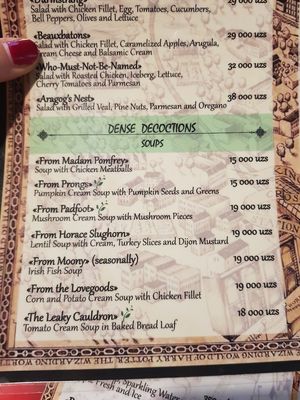 Veggie soups labeled with 🌿 at Potter Mania in Tashkent