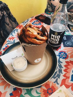 Onion rings with garlic sauce 😁 at Vege Express in Gliwice