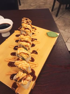 Spicy tempura roll at Madre Tierra in Upland