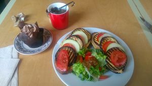 Hummus, grilled aubergine, tomato and apple on toast + chocolate cupcake at Heimabyggð in Isafjordur