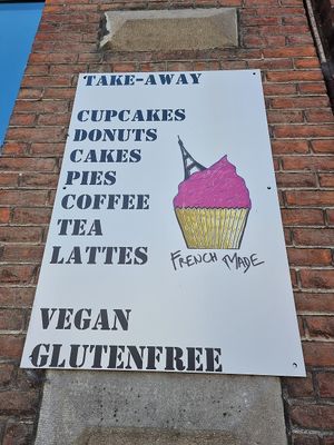 sign on wall at French Made in Tienen