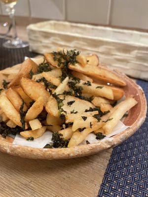 Seaweed fries   at Marichou-K in Kanazawa