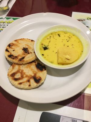 Roti with potato curry at Sri Lanka in Kumamoto