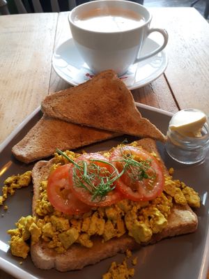 Scrambled Tofu made just for me . Going on menu.  So happy:  🥑🥑🥑😍😍😍 happy vegan x at Caffè No 3 @ Home in Durham
