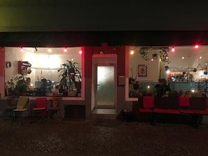 Von draußen at Sotto in Berlin