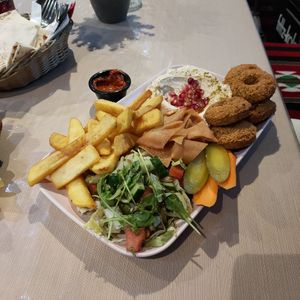 G at Vegan Food Revolution in Cologne