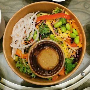 Salad at Momo in Montreal