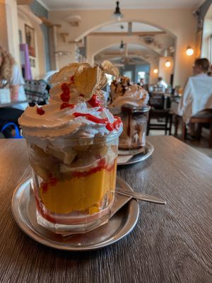 Ice cream Pedro and Luna at Katzentempel - Leipzig Ost in Leipzig