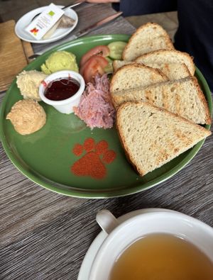 Tempelfrühstück  at Katzentempel - Leipzig Ost in Leipzig