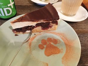 suuuper delicious cake: Donauwelle at Katzentempel - Leipzig Ost in Leipzig