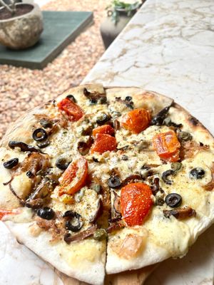 Truffle Pizza at Loving Earth Cafe in Fort Kochi