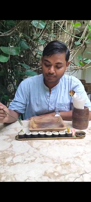 Veg Out Shushi at Loving Earth Cafe in Fort Kochi