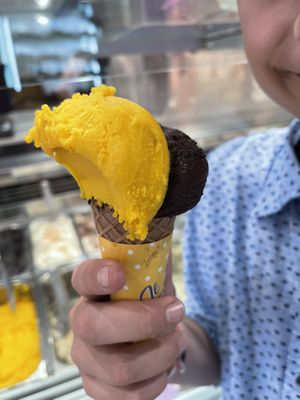 Mango and chocolate   at Voglia Matta in Siracusa