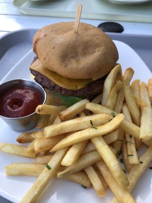 Gluten free bbq burger   at Strong Hearts in Syracuse