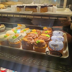 Cupcakes at Strong Hearts in Syracuse