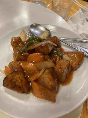 Sweet and sour pork   at Chojo Hanten in Yokohama